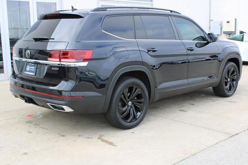 2022 Volkswagen Atlas 3.6L SE w/Technology