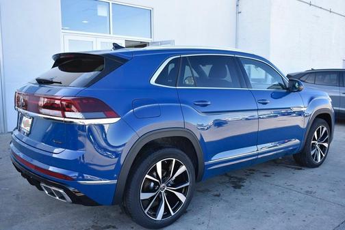 2025 Volkswagen Atlas Cross Sport 2.0T SEL Premium R-Line