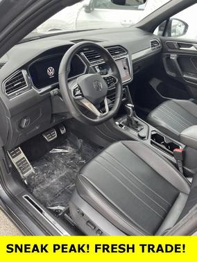 2022 Volkswagen Tiguan 2.0T SE R-Line Black