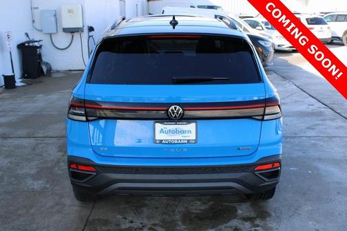 2025 Volkswagen Taos 1.5T SE Black