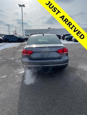 2013 Volkswagen Passat 2.5 SEL Premium