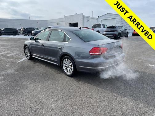 2013 Volkswagen Passat 2.5 SEL Premium