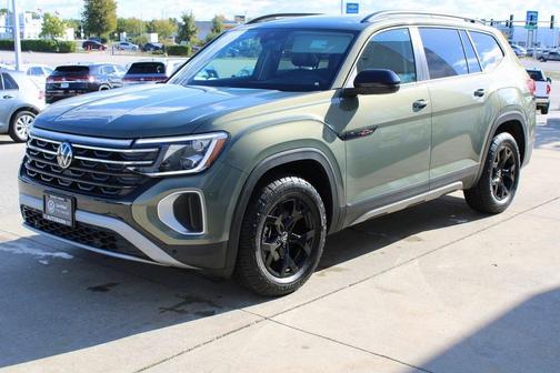 2025 Volkswagen Atlas 2.0T Peak Edition