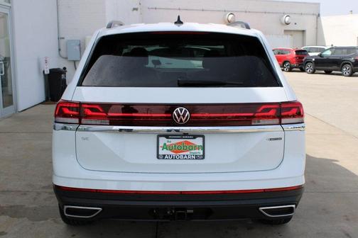 2025 Volkswagen Atlas 2.0T SE