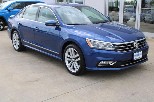 2017 Volkswagen Passat 1.8T SEL Premium