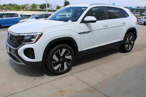 2025 Volkswagen Atlas Cross Sport 2.0T SE w/Technology