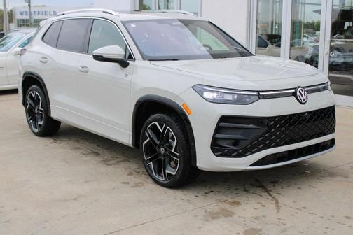 2025 Volkswagen Tiguan 2.0T SEL R-Line