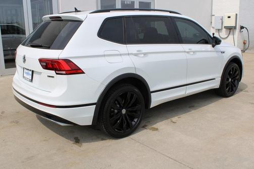 2020 Volkswagen Tiguan 2.0T SE R-Line Black