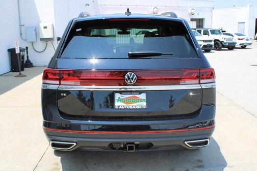 2025 Volkswagen Atlas 2.0T SE