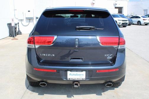 2013 Lincoln MKX Base