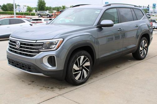 2025 Volkswagen Atlas 2.0T SE