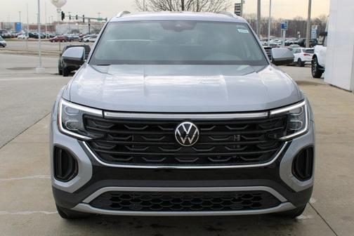 2025 Volkswagen Atlas Cross Sport 2.0T SE