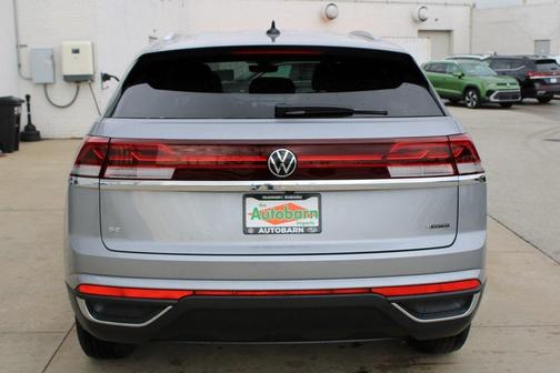 2025 Volkswagen Atlas Cross Sport 2.0T SE