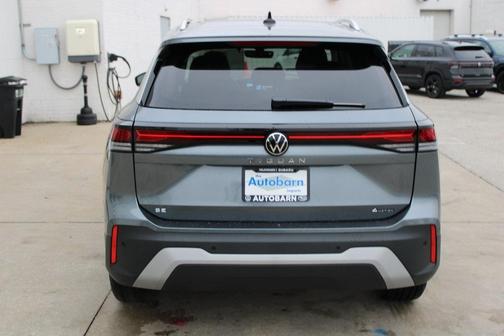 2026 Volkswagen Tiguan 2.0T SE