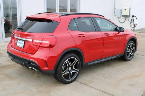 2017 Mercedes-Benz GLA 250 Base 4MATIC