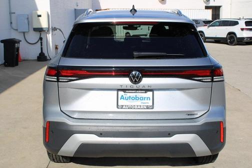 2025 Volkswagen Tiguan 2.0T S