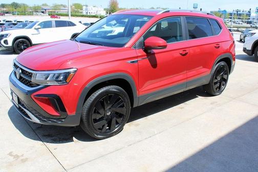 2024 Volkswagen Taos 1.5T SE