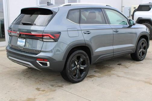 2026 Volkswagen Taos 1.5T SEL