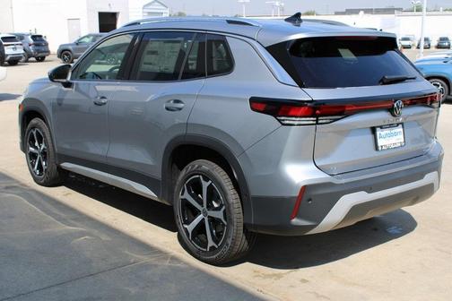 2025 Volkswagen Tiguan 2.0T SE