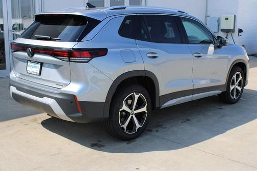 2025 Volkswagen Tiguan 2.0T SE