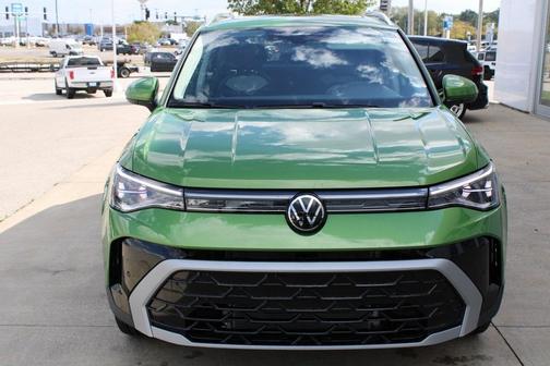 2025 Volkswagen Taos 1.5T SEL