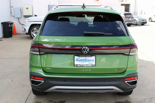 2025 Volkswagen Taos 1.5T SEL