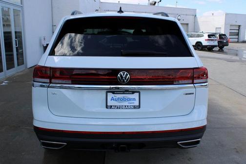 2025 Volkswagen Atlas 2.0T SE