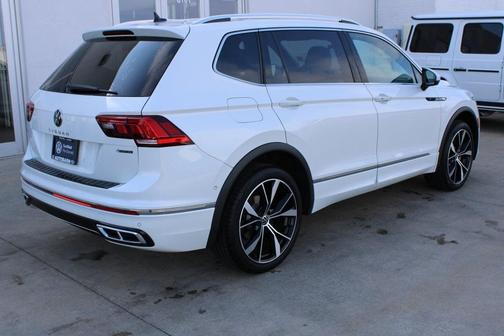2022 Volkswagen Tiguan 2.0T SEL R-Line