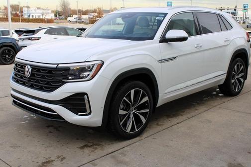 2026 Volkswagen Atlas Cross Sport 2.0T SEL Premium R-Line