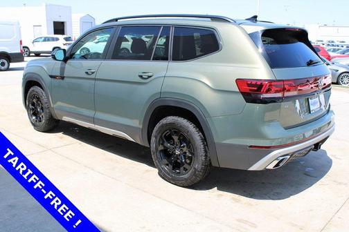 2025 Volkswagen Atlas 2.0T Peak Edition