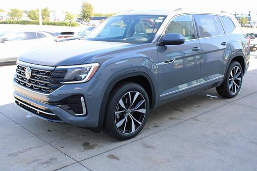 2026 Volkswagen Atlas 2.0T SEL Premium R-Line