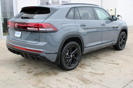 2026 Volkswagen Atlas Cross Sport 2.0T SEL R-Line Black