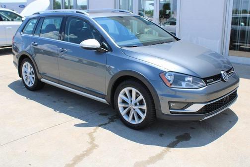 2017 Volkswagen Golf Alltrack TSI SE