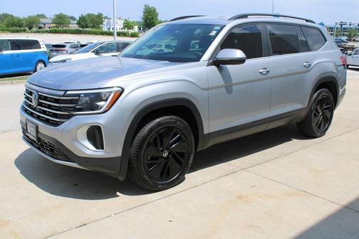 2024 Volkswagen Atlas 2.0T SE