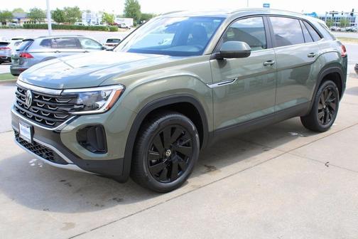2025 Volkswagen Atlas Cross Sport 2.0T SE w/Technology