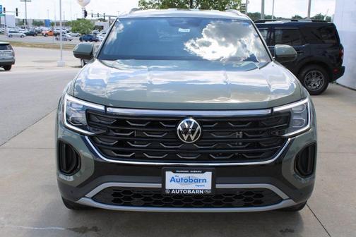 2025 Volkswagen Atlas Cross Sport 2.0T SE w/Technology