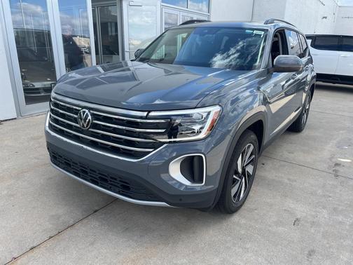 2025 Volkswagen Atlas 2.0T SE