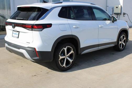 2025 Volkswagen Tiguan 2.0T SE