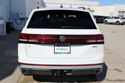 2025 Volkswagen Atlas 2.0T Peak Edition