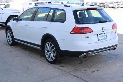 2017 Volkswagen Golf Alltrack TSI SEL