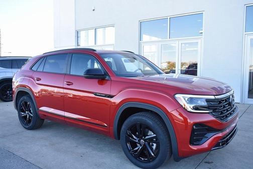 2025 Volkswagen Atlas Cross Sport 2.0T SEL R-Line Black
