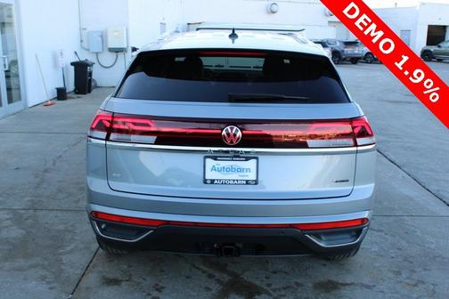 2025 Volkswagen Atlas Cross Sport 2.0T SE w/Technology