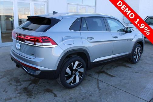 2025 Volkswagen Atlas Cross Sport 2.0T SE w/Technology
