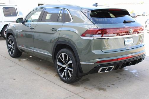 2026 Volkswagen Atlas Cross Sport 2.0T SEL Premium R-Line