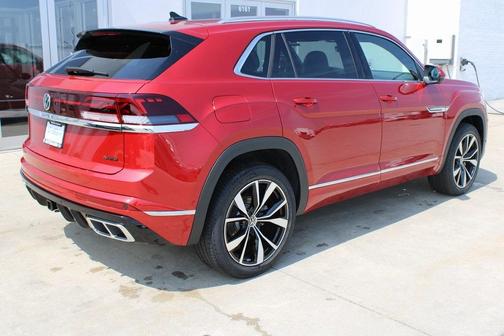 2025 Volkswagen Atlas Cross Sport 2.0T SEL Premium R-Line