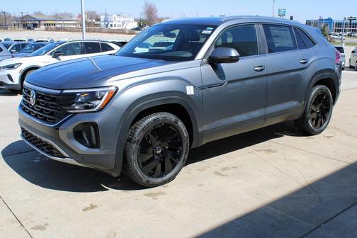 2025 Volkswagen Atlas Cross Sport 2.0T SE w/Technology
