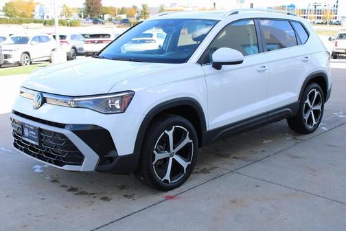 2025 Volkswagen Taos 1.5T SEL
