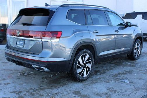 2024 Volkswagen Atlas 2.0T SE