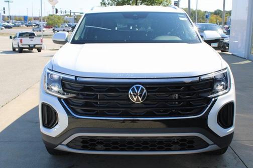 2026 Volkswagen Atlas Cross Sport 2.0T SE