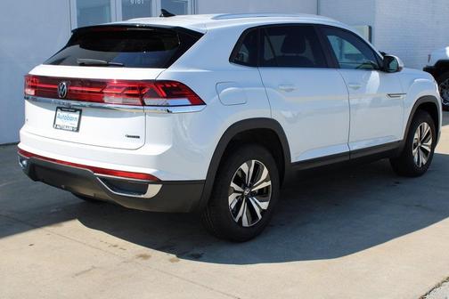 2026 Volkswagen Atlas Cross Sport 2.0T SE